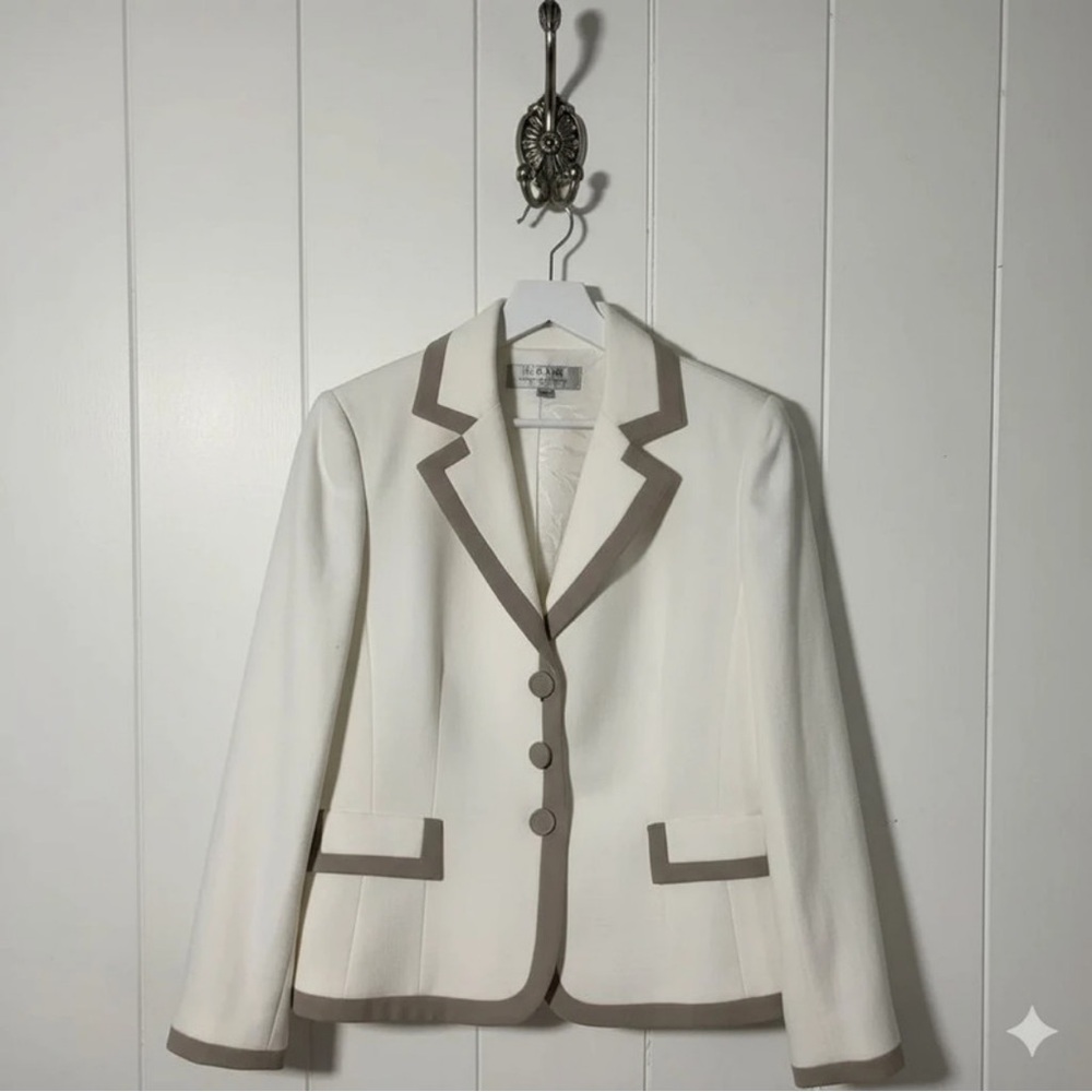 Tahari White and Tan Blazer